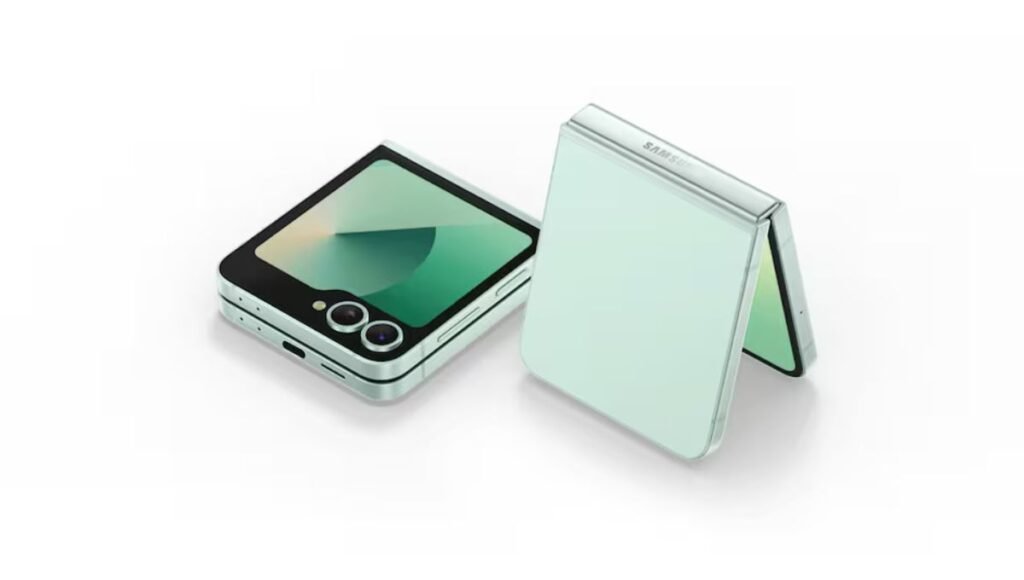 नया Samsung Galaxy Z Flip7: 6.9 इंच फोल्डेबल डिस्प्ले और हाई-एंड फीचर्स, कीमत €818