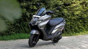 Suzuki Burgman Street 125: स्टाइलिश लुक, दमदार इंजन और आसान ड्राइविंग