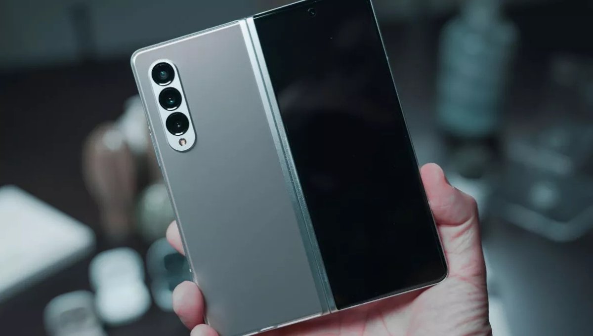 Samsung Galaxy Z Fold5: ₹93,000 में शानदार फोल्डिंग फोन, जो लक्जरी और पावर का परफेक्ट मेल है