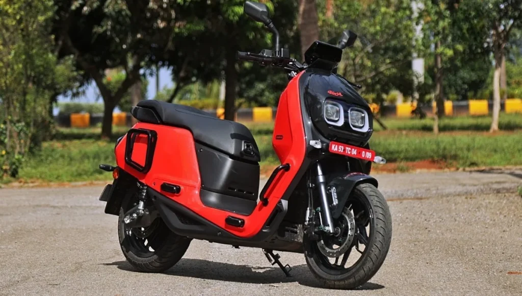 River Indie Review: स्टाइलिश डिज़ाइन, पावरफुल मोटर और सुरक्षित ब्रेकिंग वाला इलेक्ट्रिक स्कूटर