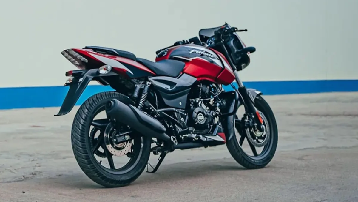 Bajaj Pulsar 150: दमदार इंजन, शानदार लुक और बेहतरीन माइलेज वाली परफेक्ट बाइक