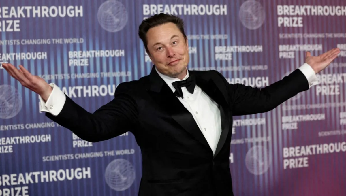 Elon Musk ने रचा इतिहास, 500 अरब डॉलर की संपत्ति पार करने वाले दुनिया के पहले इंसान