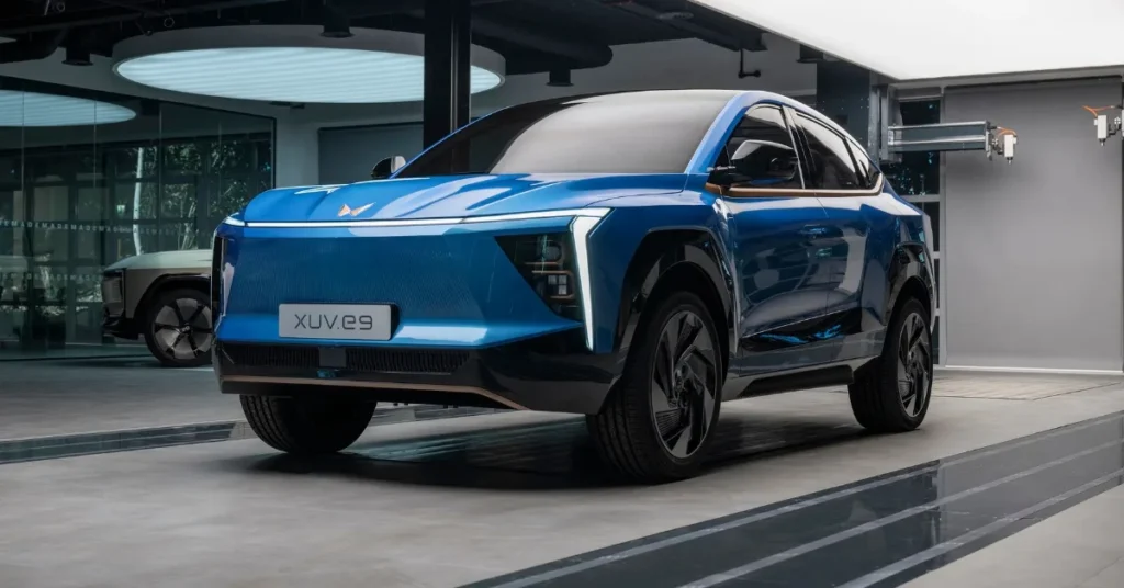 Tata Sierra EV vs Mahindra XUV.e8: 2025 की इलेक्ट्रिक SUV की जबरदस्त टक्कर