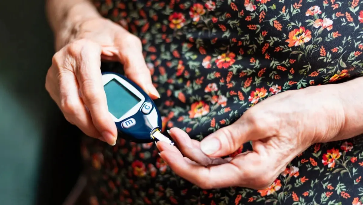क्या आपका Blood Glucose सुरक्षित है, 103.3 mg/dL का अर्थ