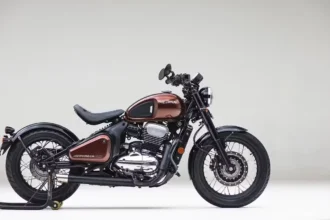 Jawa 42 Bobber 2025 रिव्यू: इंजन, डिजाइन, परफॉर्मेंस और कीमत का संतुलन
