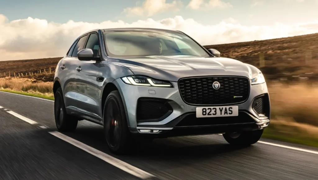 Jaguar F-Pace SUV लग्ज़री, परफॉर्मेंस और सुरक्षा का बेहतरीन संगम भारत में