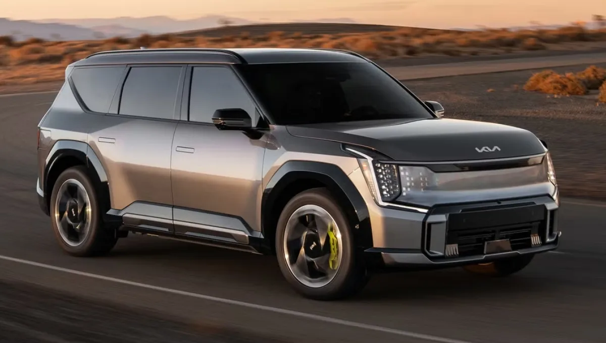 Kia EV9 2025: शानदार तीन-रो इलेक्ट्रिक SUV, प्रीमियम फीचर्स और जबरदस्त परफॉर्मेंस