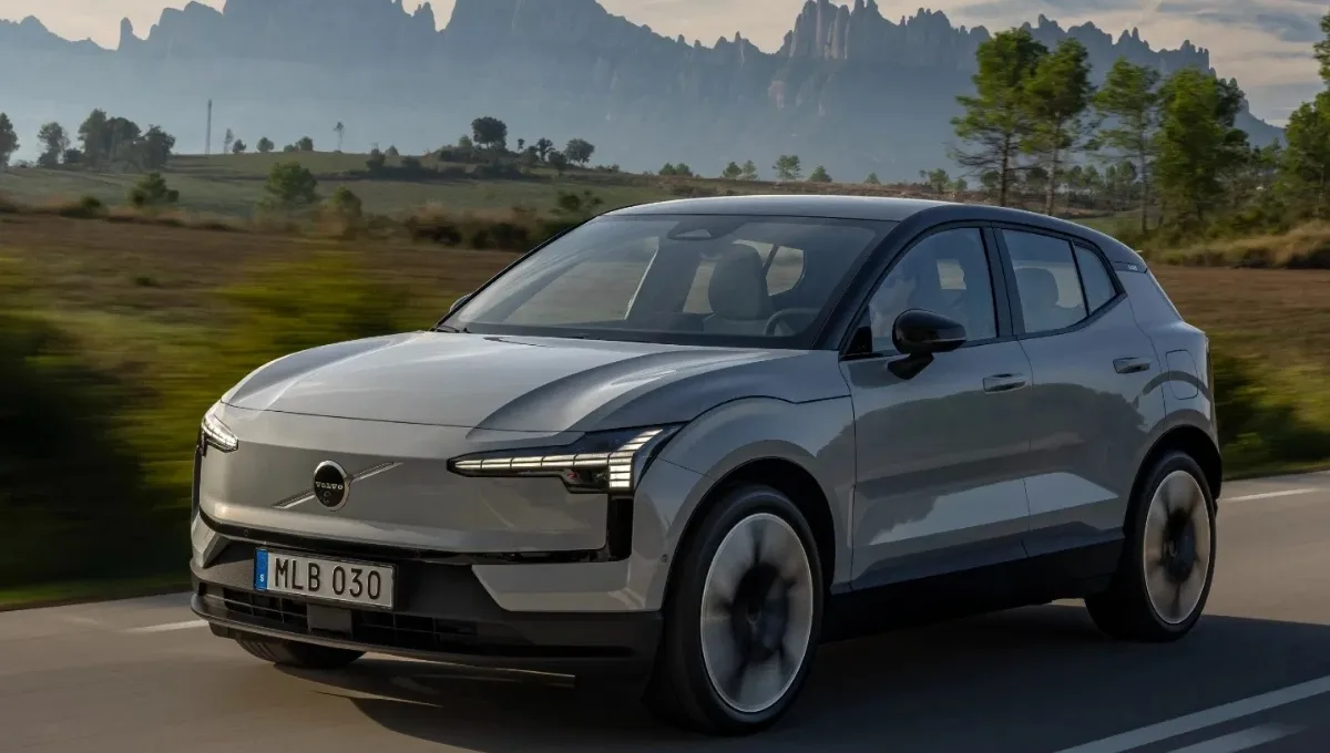 Volvo EX30: लग्जरी और सस्टेनेबिलिटी का संगम, नई पीढ़ी की कॉम्पैक्ट इलेक्ट्रिक SUV